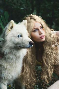 Unwanted Luna Became A Big Star