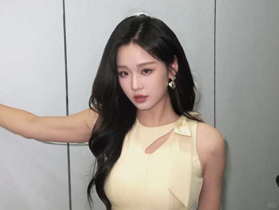 HE WAS THE WILD, SHE WAS THE WAY Aurelia Jarvis — Played by Wu Jialu（吴佳璐）