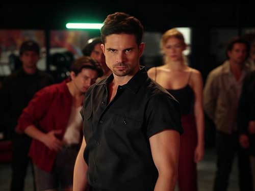 El campeón desaparecido: Ataca de nuevo doblado | Reparto principal: Michael Allen como Tomás Reyes El campeón desaparecido: Ataca de nuevo doblado | Reparto principal: Michael Allen como Tomás Reyes