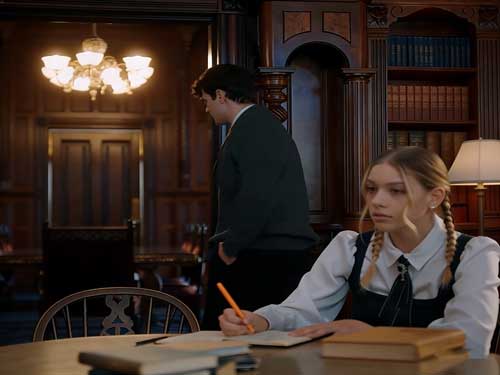 Amor y Deseo en la Academia de Vampiros: una humana entre vampiros y secretos