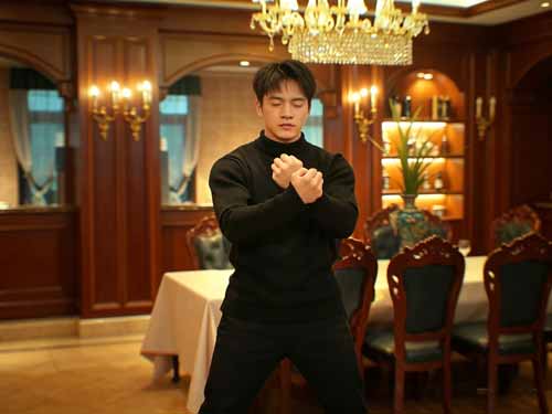 契約老公從山裡來線上看山裡來的守護神：當樸實武功成為都市叢林的最強外掛