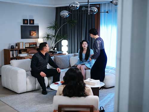 阮阮在試管成功當天撞見丈夫出軌，卻意外聽見胎寶揭露前世悲劇，果斷離婚逆轉命運，揭開背叛與隱藏身世，盡在胎寶預告前世悲劇，我果斷拋棄婚姻線上看。