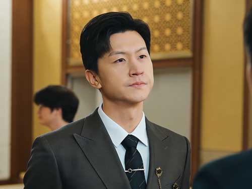 Rừng Sâu Không Thấy Biển Mây Xem Phim Miễn Phí Online 4K - DramaBox