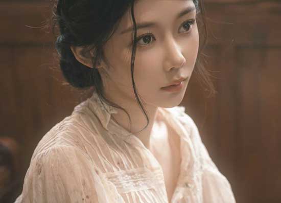 《五百載明月》虞朝夕(女主)——孫妍恩飾演 《五百載明月》虞朝夕(女主)——孫妍恩飾演